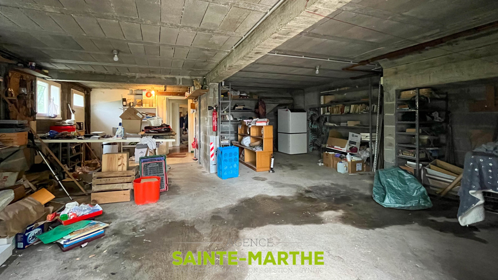 Niort. Pavillon individuel 5 chambres. AGENCE SAINTEMARTHE